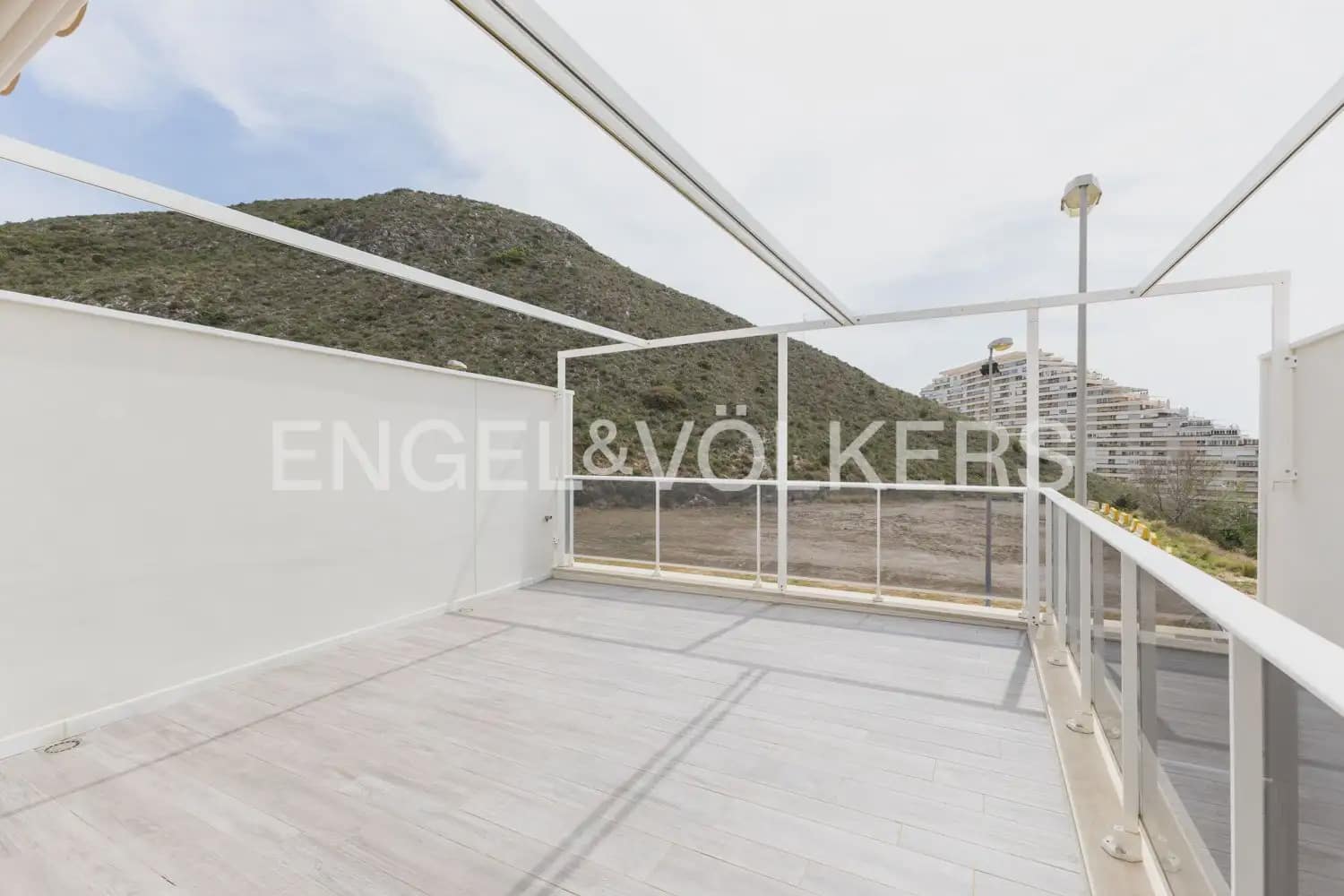 4 sypialnia Dom szeregowy na sprzedaż w Cullera z basenem garażem - 520 000 € (Ref: 10163594)