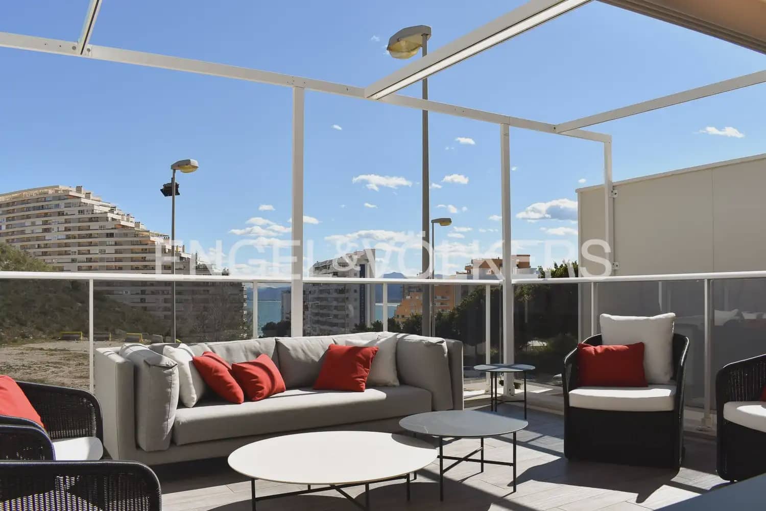 4 sypialnia Dom szeregowy na sprzedaż w Cullera z basenem garażem - 520 000 € (Ref: 10163594)