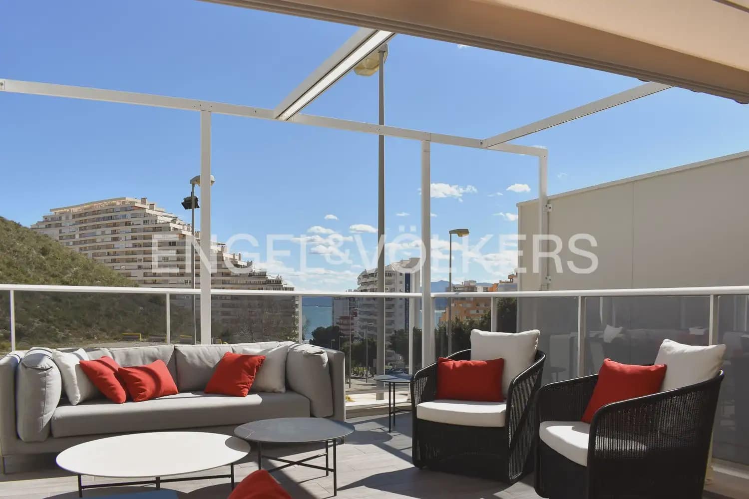 4 sypialnia Dom szeregowy na sprzedaż w Cullera z basenem garażem - 520 000 € (Ref: 10163594)