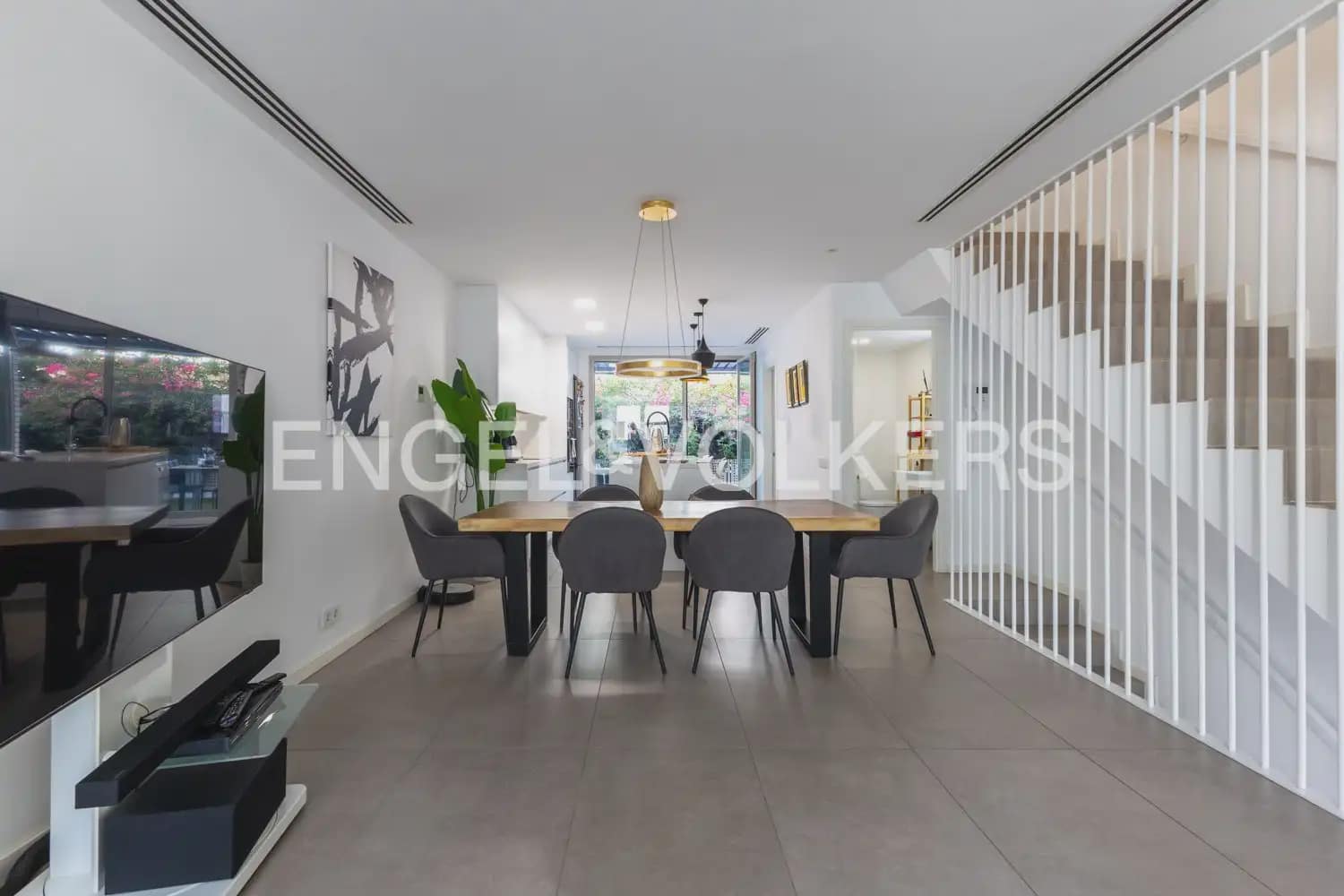 3 chambre Villa/Maison Mitoyenne à vendre à Valence ville avec garage - 975 000 € (Ref: 10163596)