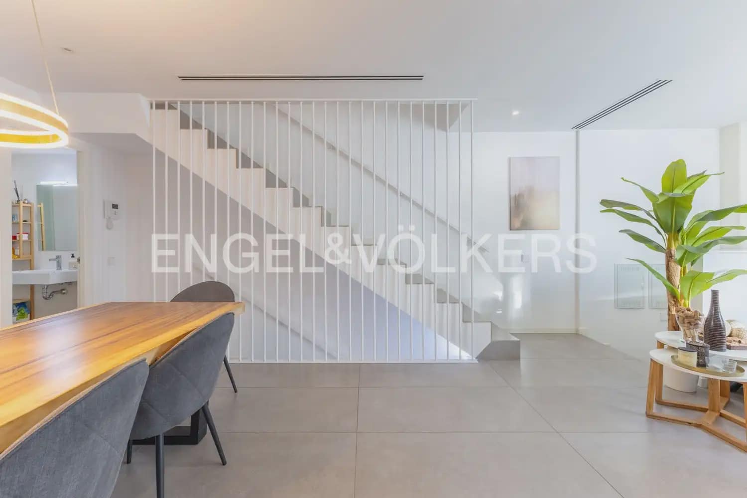 3 chambre Villa/Maison Mitoyenne à vendre à Valence ville avec garage - 975 000 € (Ref: 10163596)