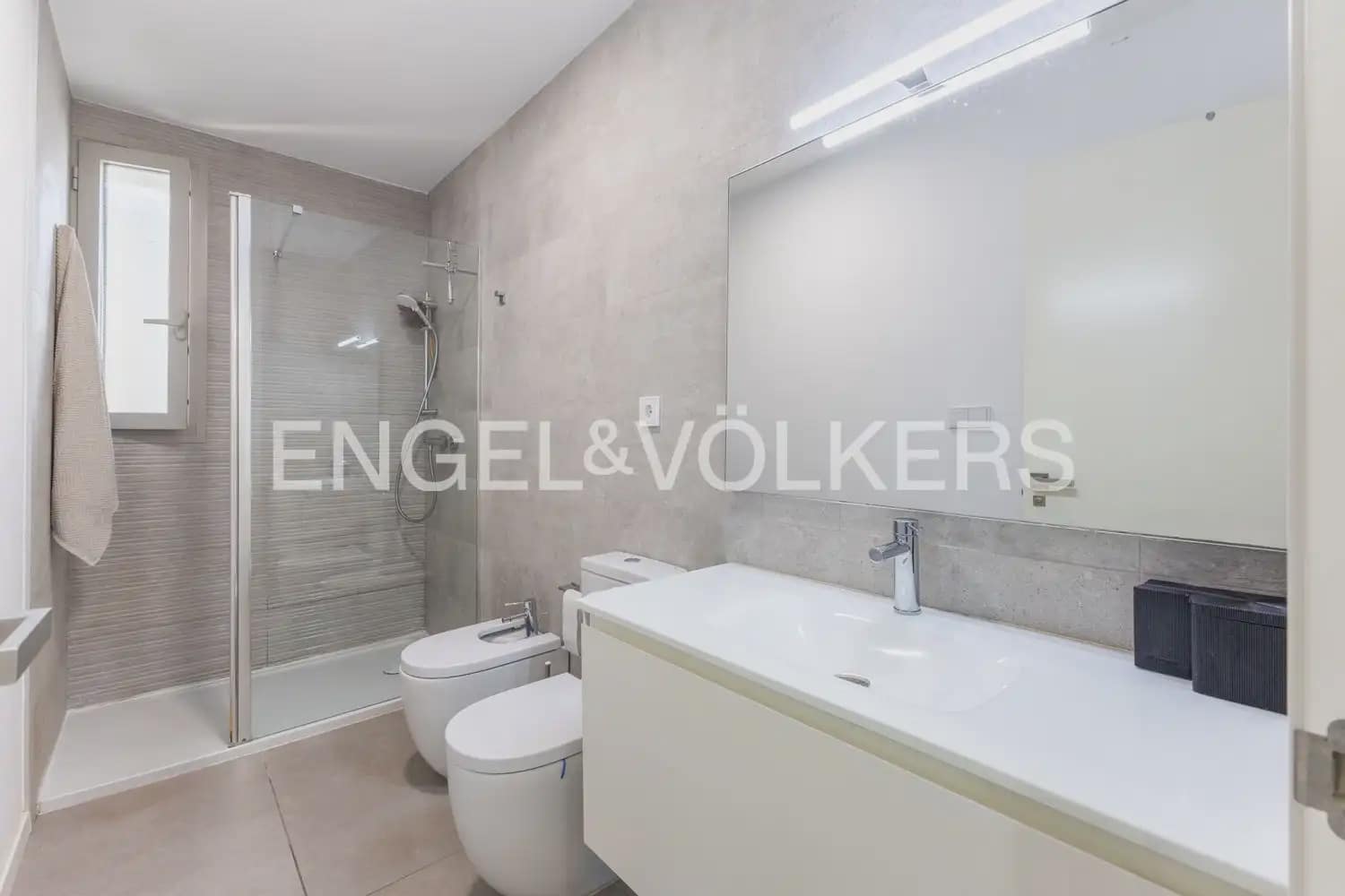 3 chambre Villa/Maison Mitoyenne à vendre à Valence ville avec garage - 975 000 € (Ref: 10163596)