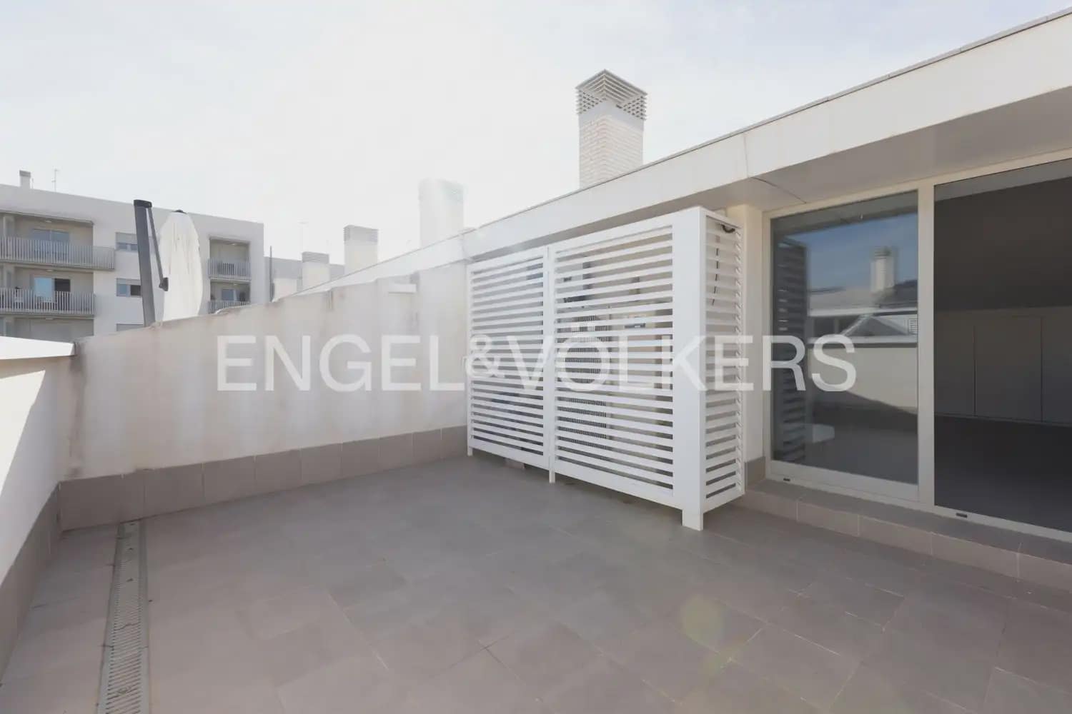 3 chambre Villa/Maison Mitoyenne à vendre à Valence ville avec garage - 975 000 € (Ref: 10163596)