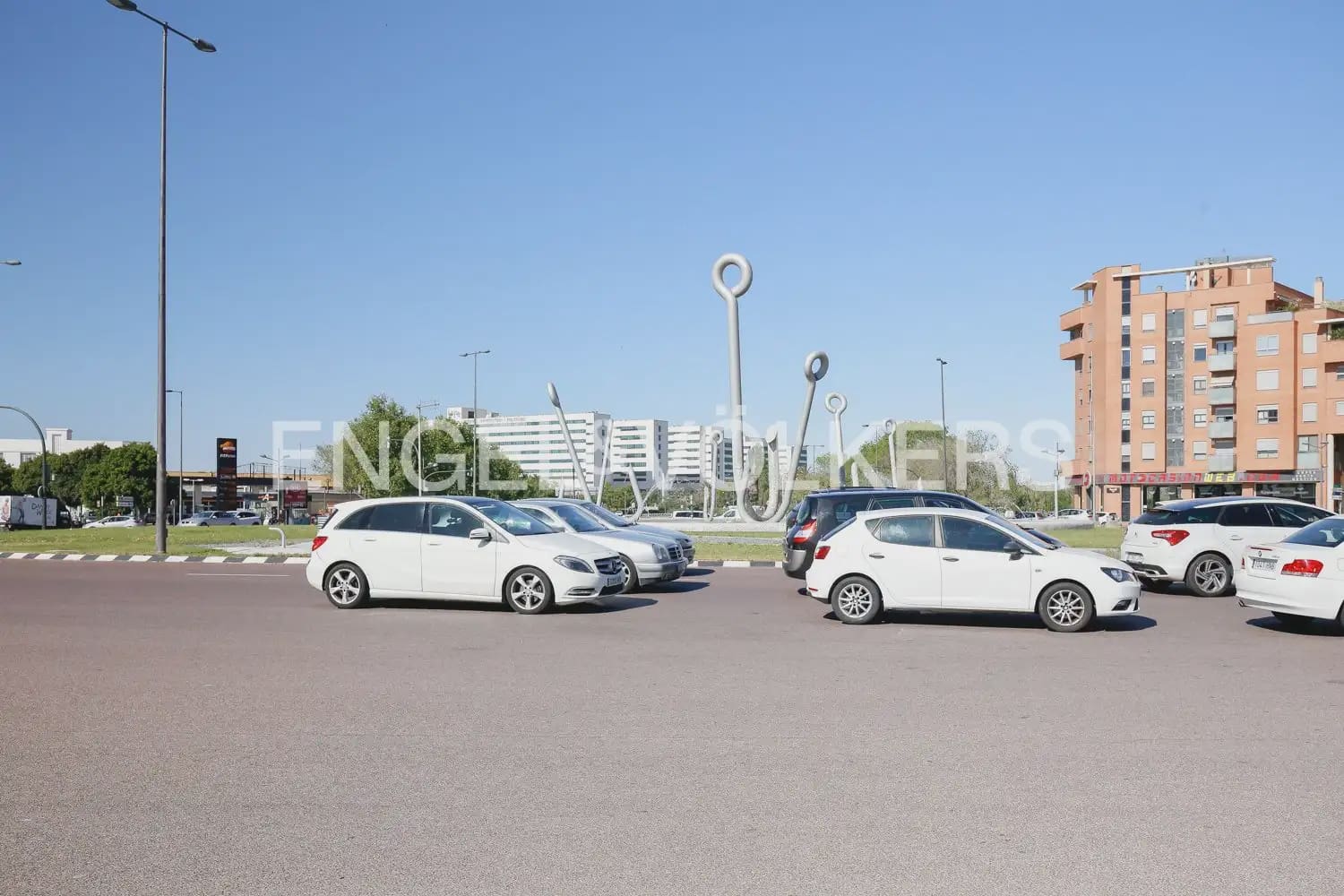 3 chambre Villa/Maison Mitoyenne à vendre à Valence ville avec garage - 975 000 € (Ref: 10163596)