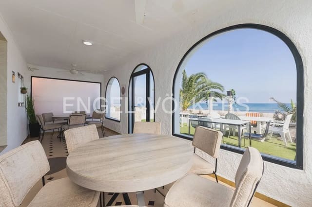 9 quarto Moradia para venda em Devessa - Monte Pego, Dénia com garagem - 890 000 € (Ref: 10163597)