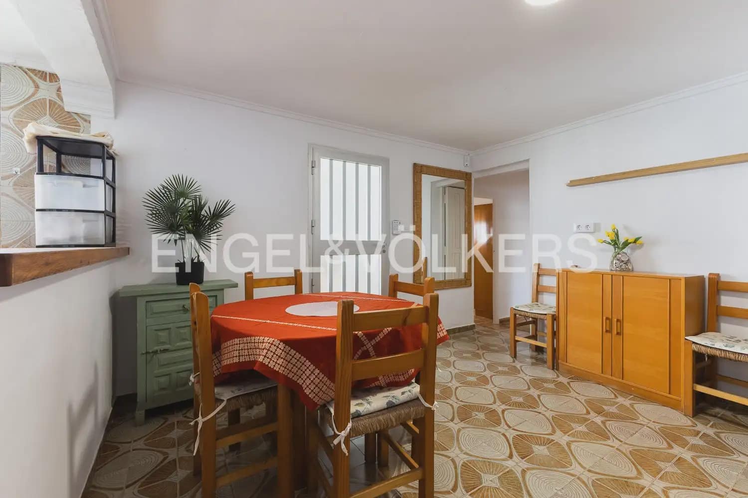 9 quarto Moradia para venda em Denia com garagem - 890 000 € (Ref: 10163597)