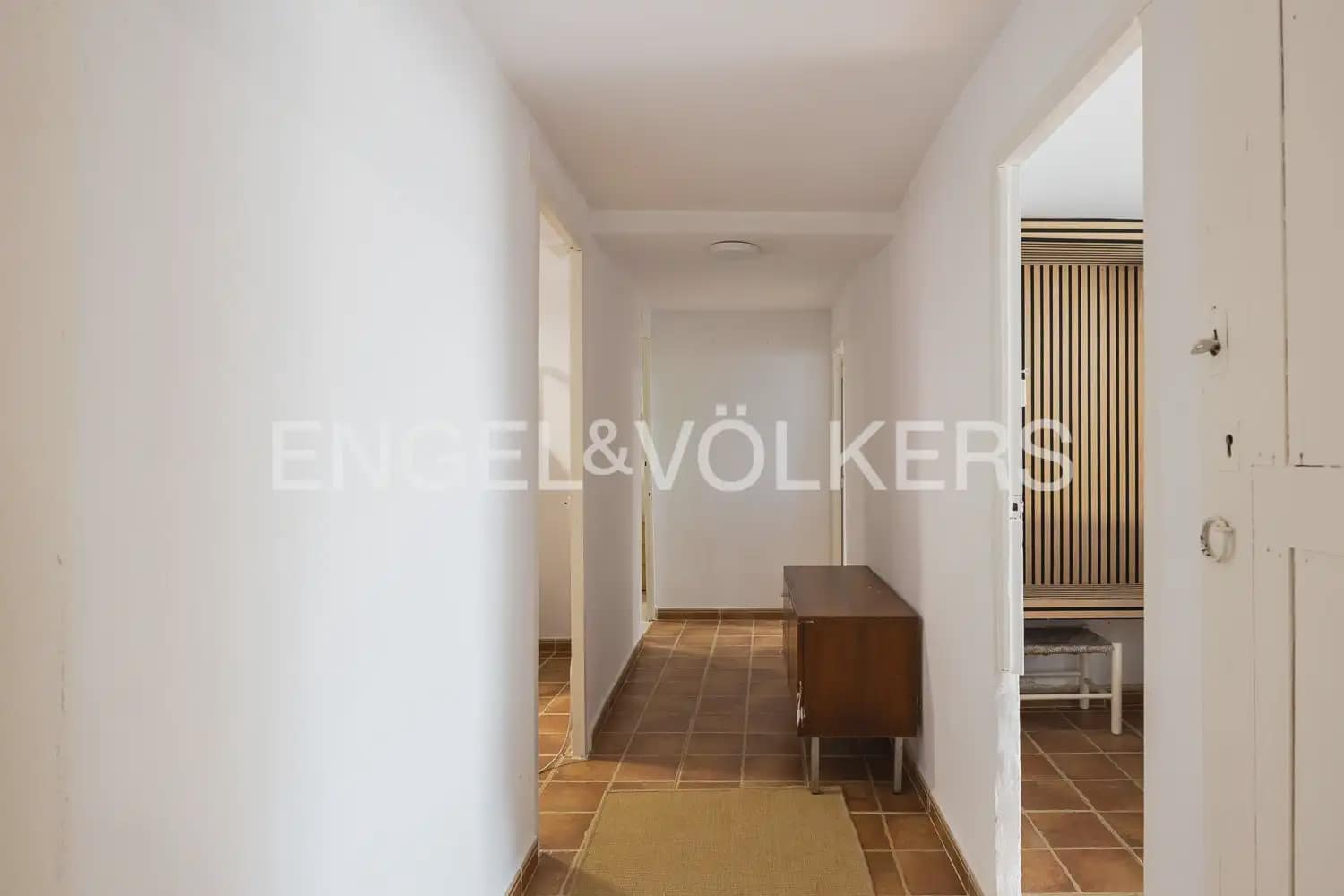 9 quarto Moradia para venda em Denia com garagem - 890 000 € (Ref: 10163597)