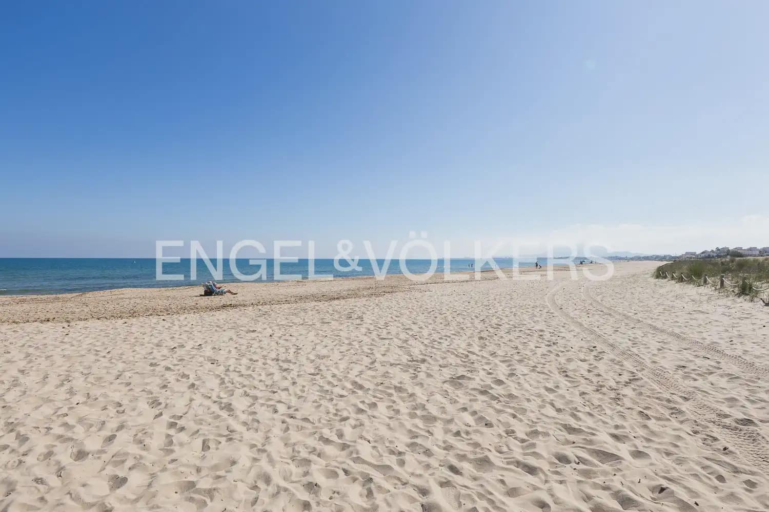 9 quarto Moradia para venda em Denia com garagem - 890 000 € (Ref: 10163597)
