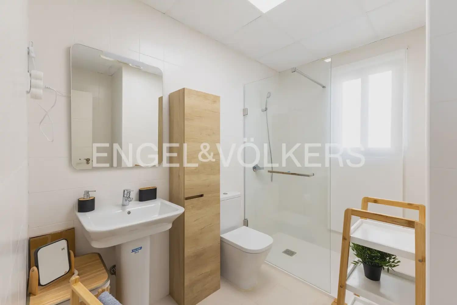 3 bedroom Flat for rent in Cullera with pool garage - € 2,400 (Ref: 10165232)