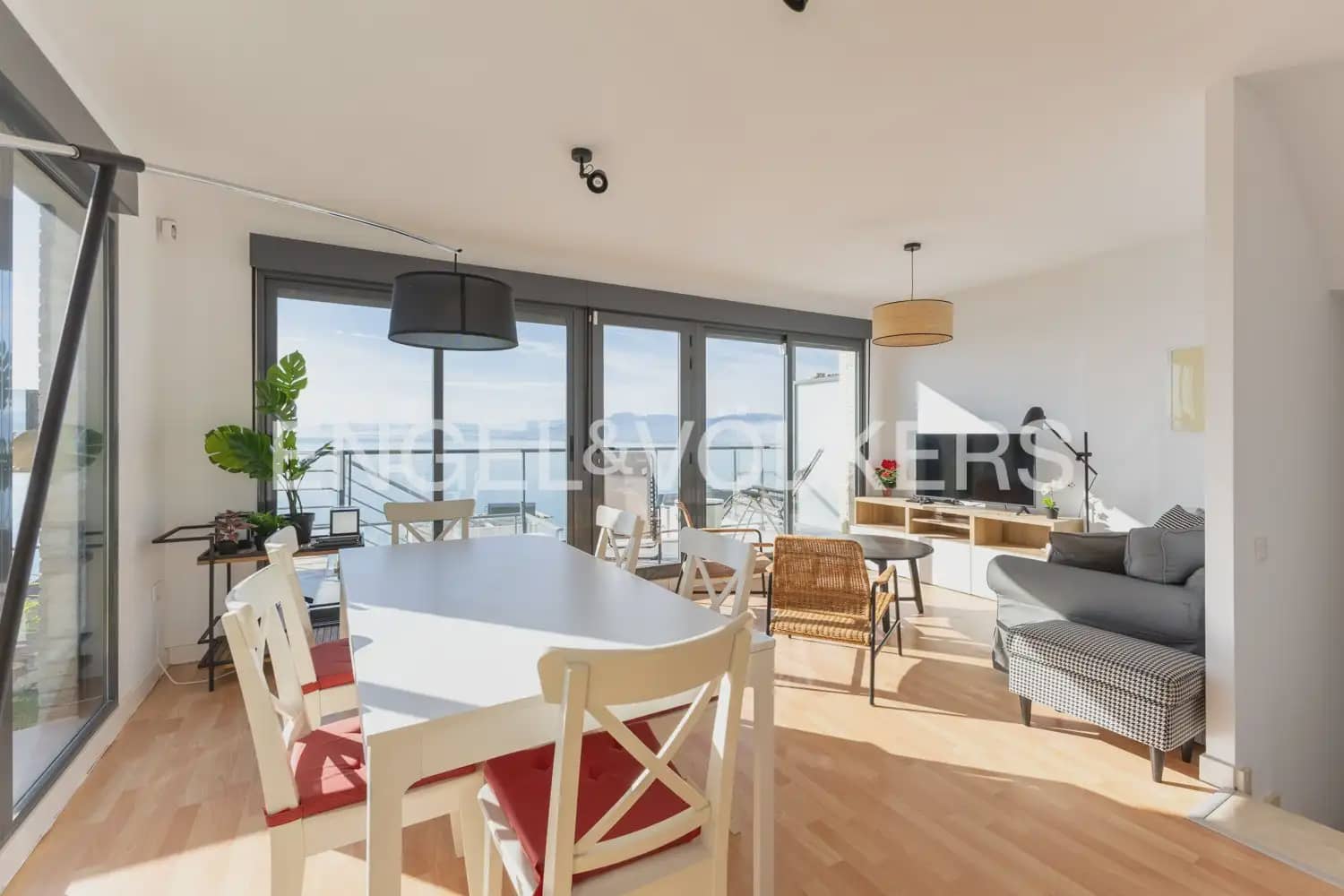 3 bedroom Flat for rent in Cullera with pool garage - € 2,400 (Ref: 10165232)