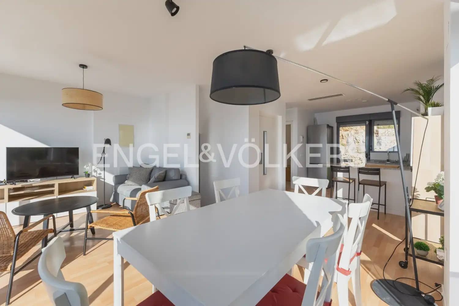 3 bedroom Flat for rent in Cullera with pool garage - € 2,400 (Ref: 10165232)
