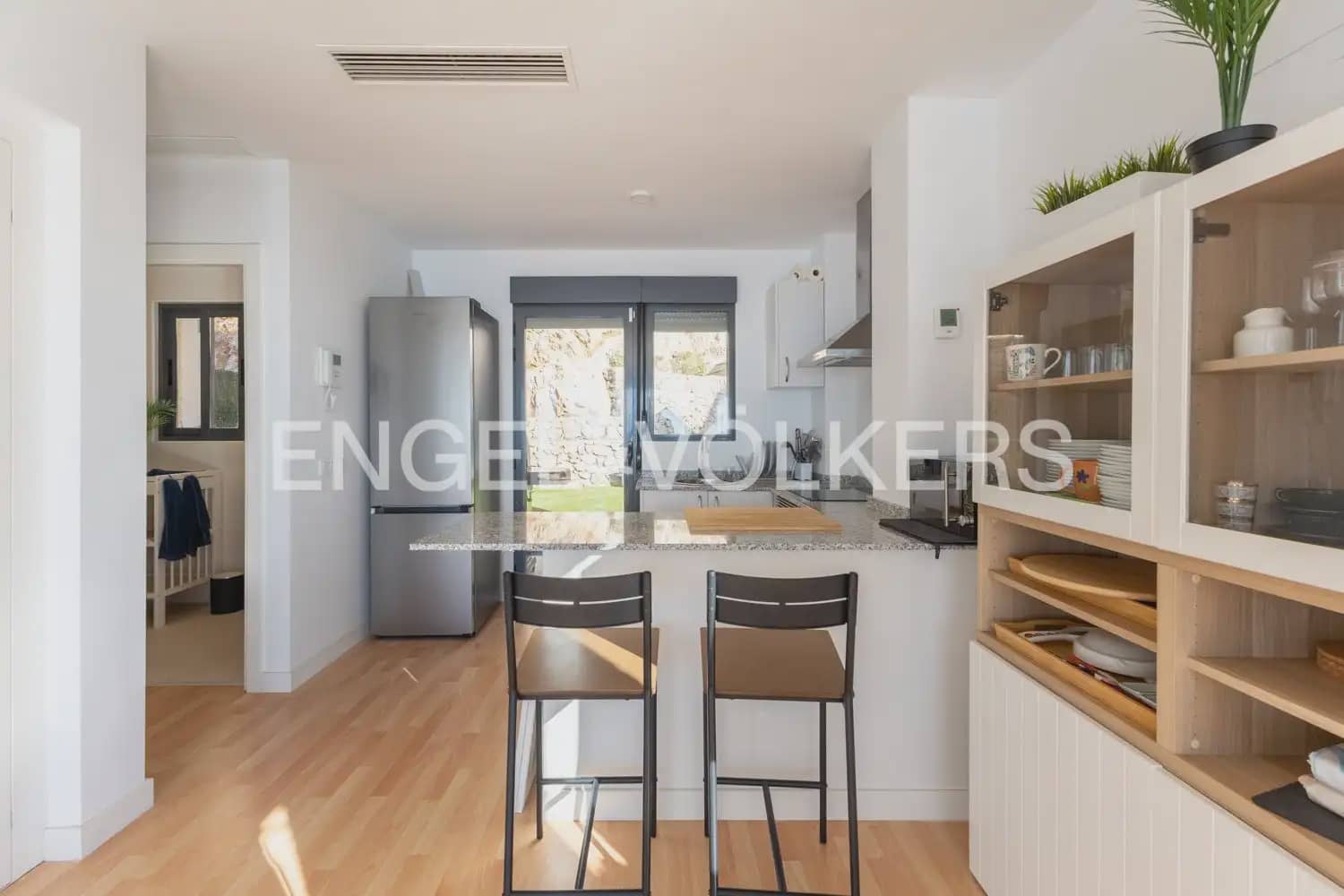 3 bedroom Flat for rent in Cullera with pool garage - € 2,400 (Ref: 10165232)