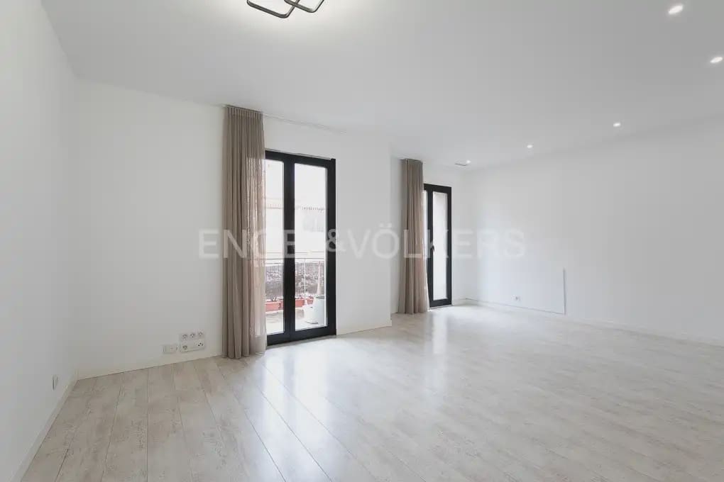 3 soveværelse Lejlighed til leje i Valencia by - € 1.800 (Ref: 10165233)