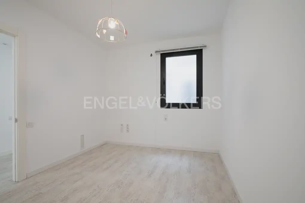 3 soveværelse Lejlighed til leje i Valencia by - € 1.800 (Ref: 10165233)