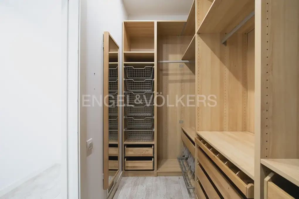 3 soveværelse Lejlighed til leje i Valencia by - € 1.800 (Ref: 10165233)