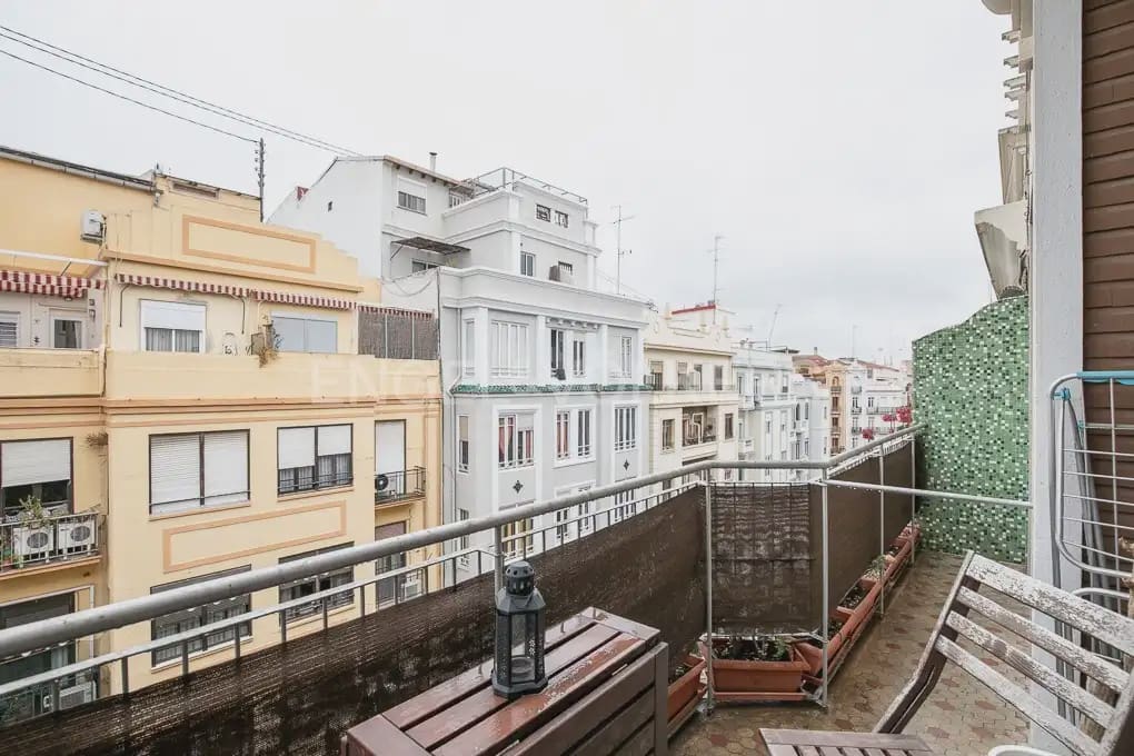 3 soveværelse Lejlighed til leje i Valencia by - € 1.800 (Ref: 10165233)