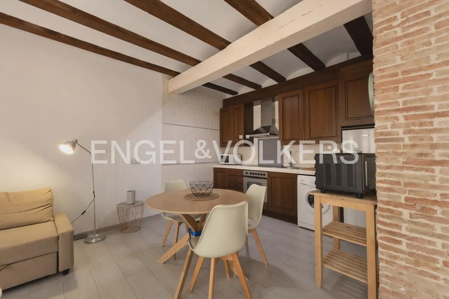 1 bedroom Flat for rent in Valencia city - € 1,150 (Ref: 10165234)