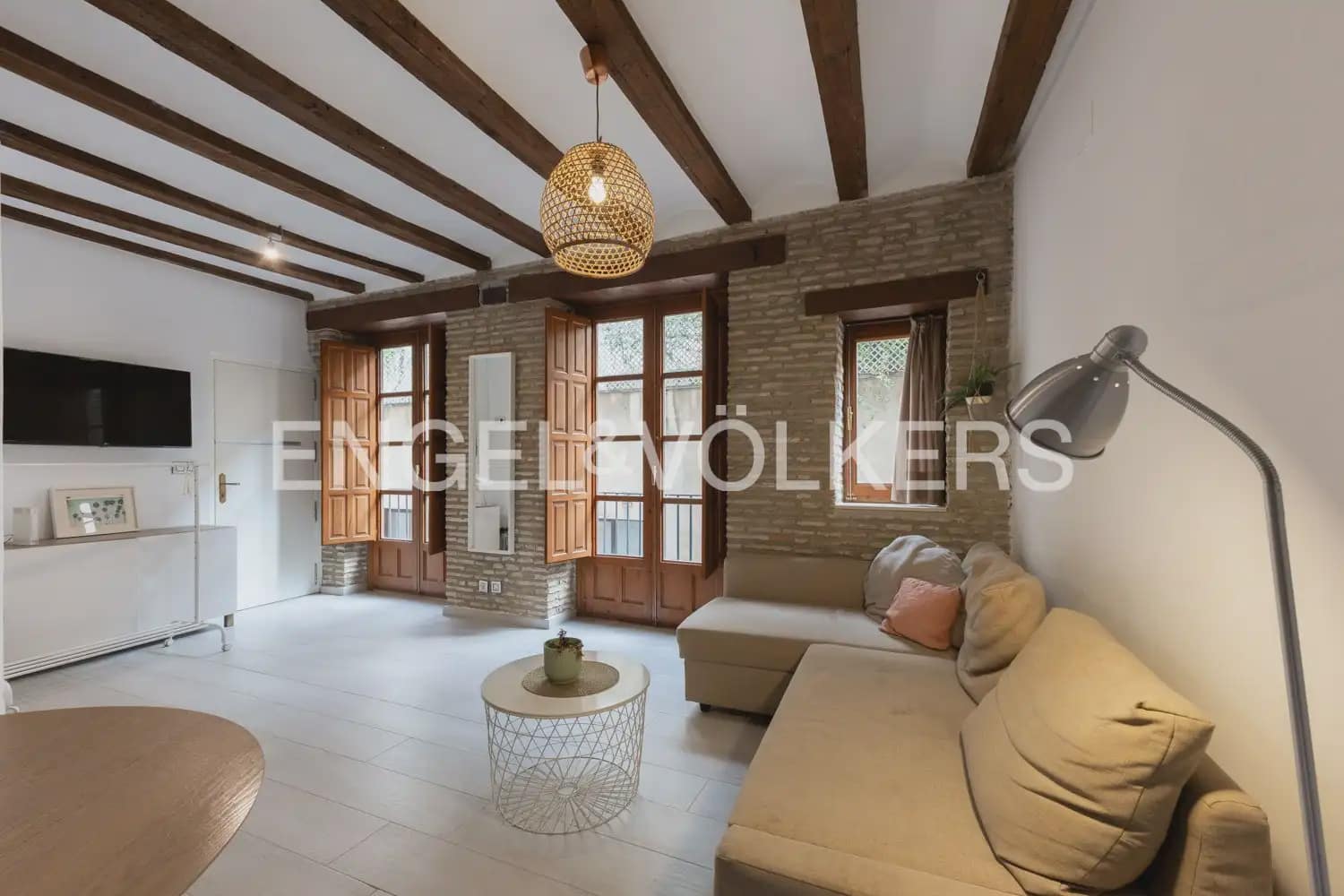 1 bedroom Flat for rent in Valencia city - € 1,150 (Ref: 10165234)