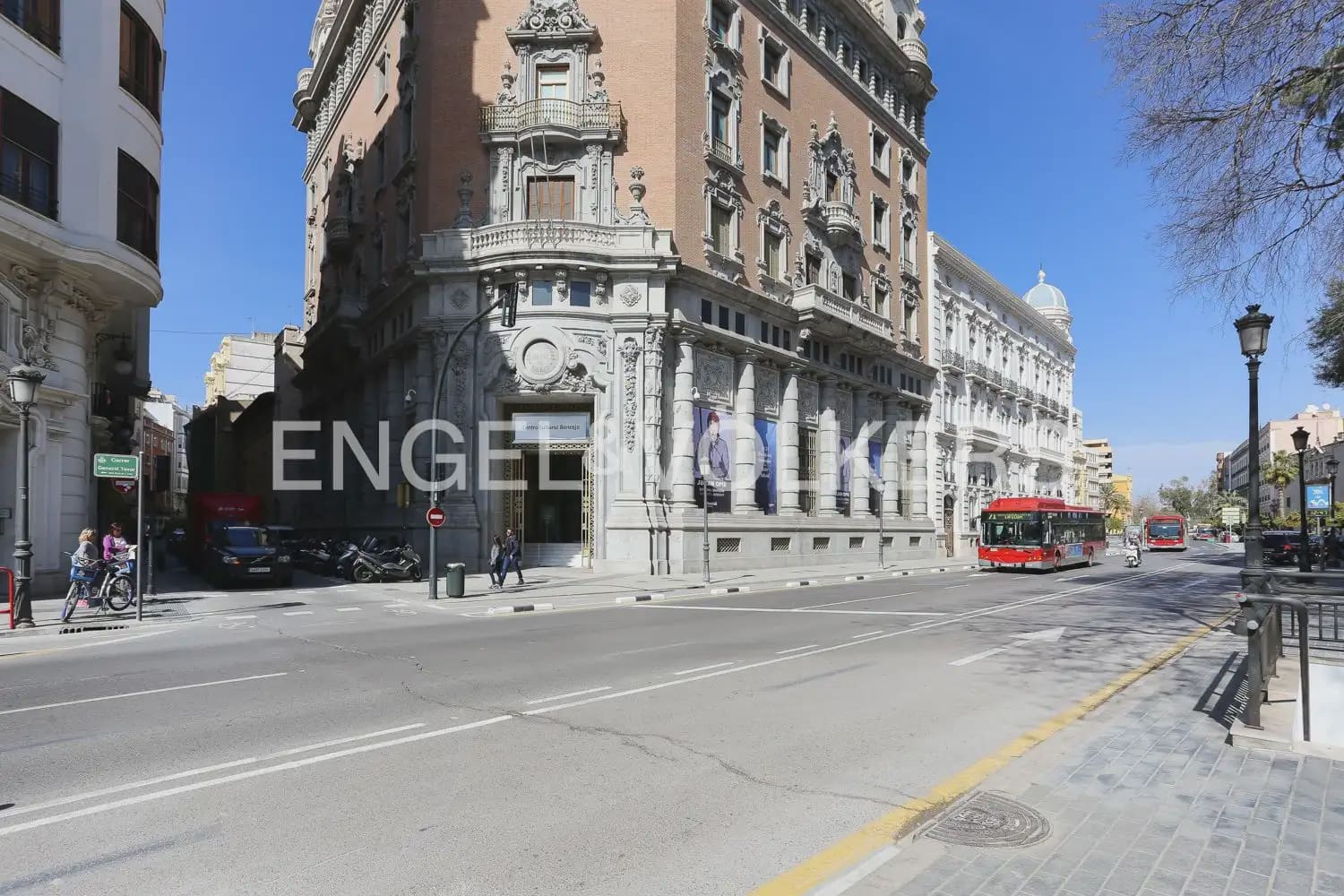 1 bedroom Flat for rent in Valencia city - € 1,150 (Ref: 10165234)