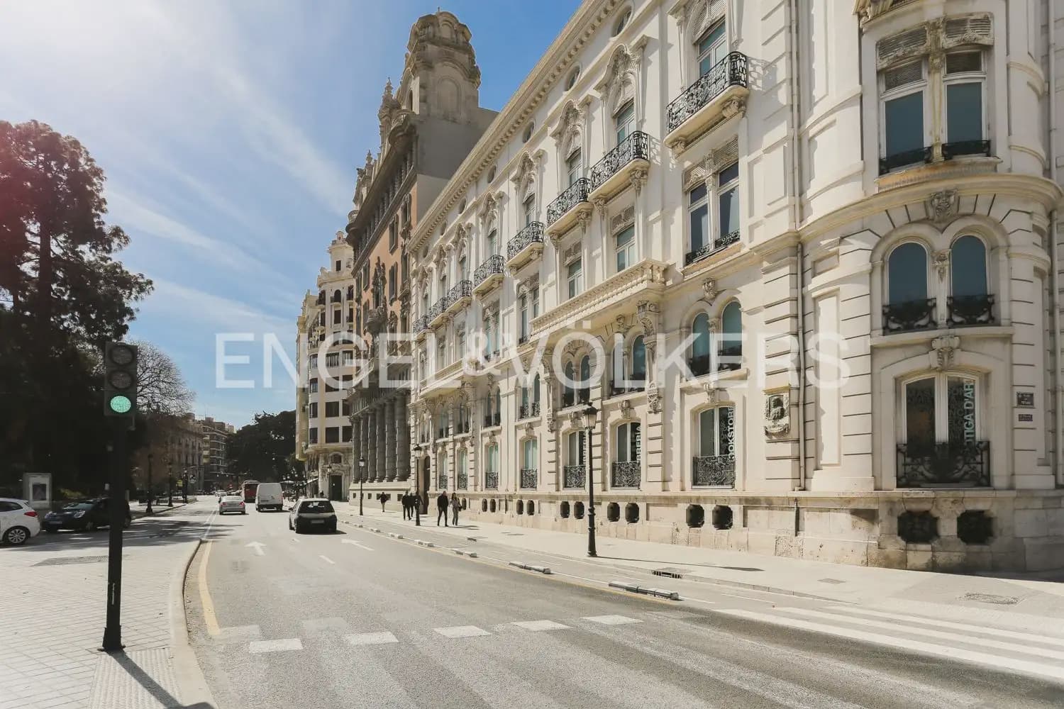 1 bedroom Flat for rent in Valencia city - € 1,150 (Ref: 10165234)
