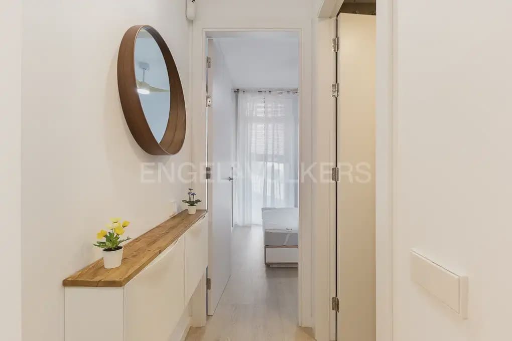 1 soveværelse Lejlighed til leje i Valencia by med garage - € 1.400 (Ref: 10165511)