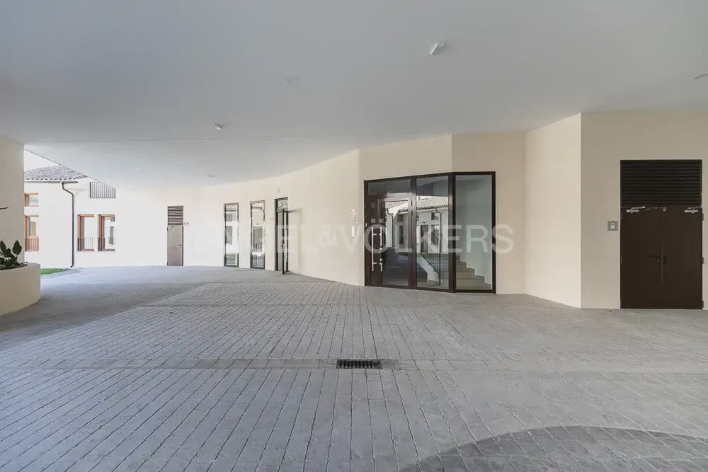1 soveværelse Lejlighed til leje i Valencia by med garage - € 1.400 (Ref: 10165511)