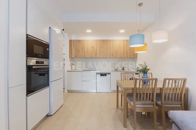 1 soveværelse Lejlighed til leje i El Carme, Valencia by med garage - € 1.400 (Ref: 10165511)