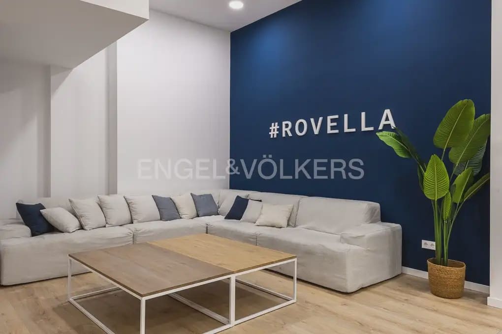 1 soveværelse Lejlighed til leje i Valencia by med garage - € 1.400 (Ref: 10165511)