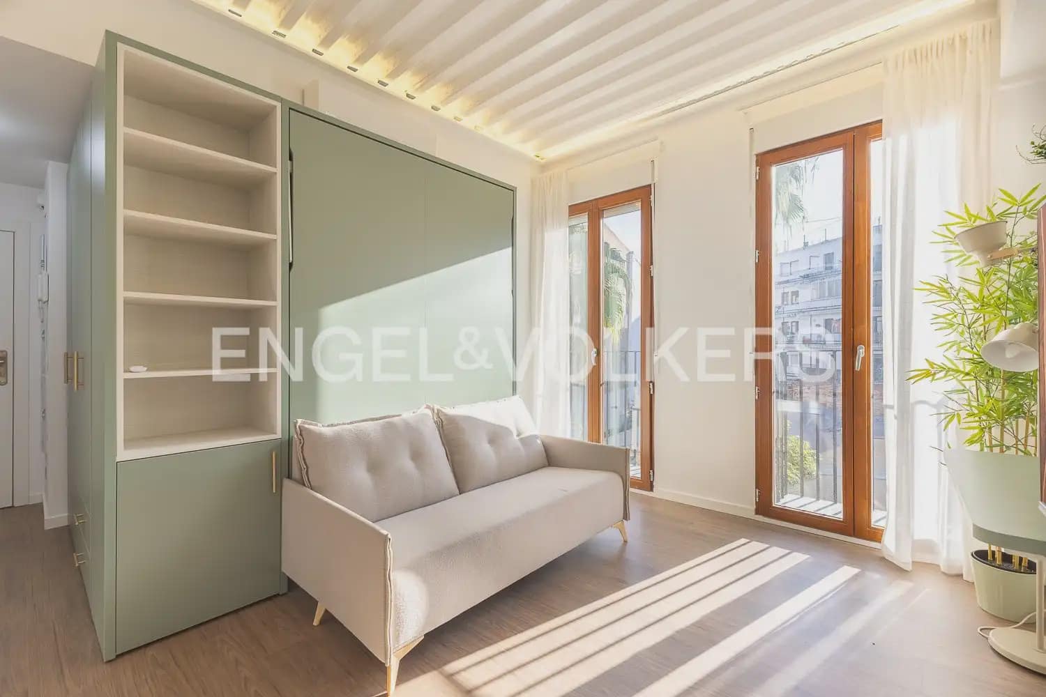 Lejlighed til leje i Valencia by med swimmingpool - € 1.350 (Ref: 10165513)