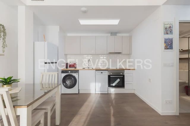 Flat for rent in El Carme, Valencia city with pool - € 1,350 (Ref: 10165513)