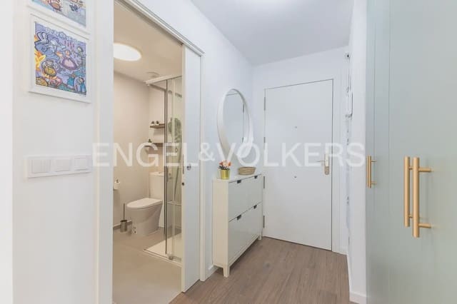 Flat for rent in El Carme, Valencia city with pool - € 1,350 (Ref: 10165513)
