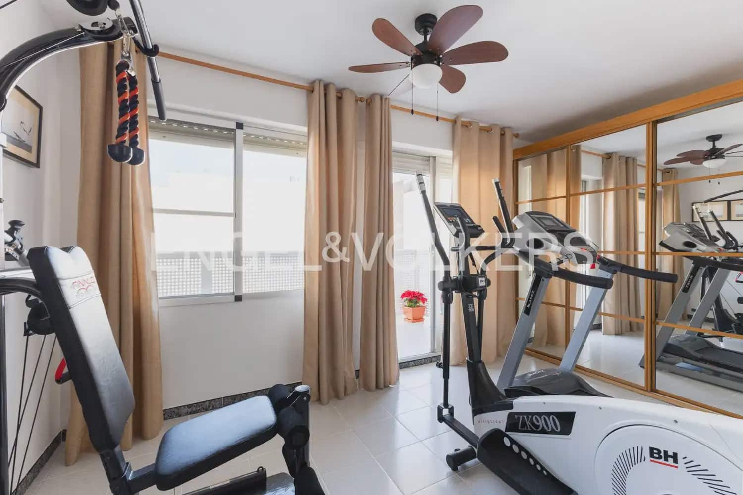 4 slaapkamer Rijtjeshuis te koop in Moncofa - € 600.000 (Ref: 10165514)