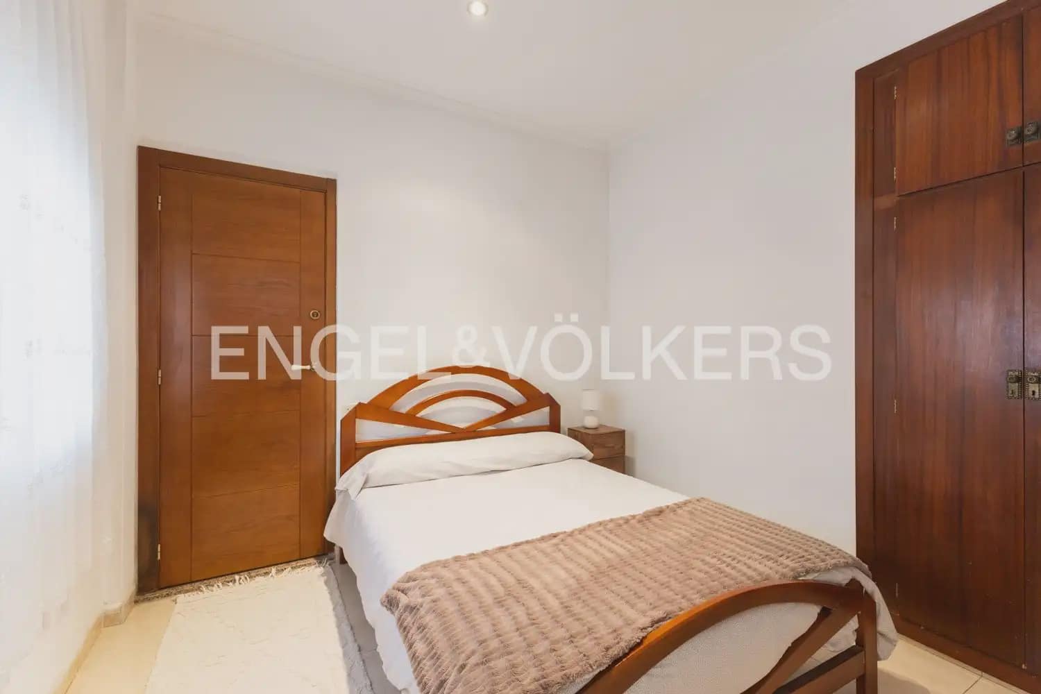 4 slaapkamer Rijtjeshuis te koop in Moncofa - € 600.000 (Ref: 10165514)