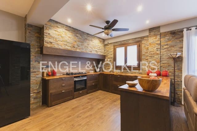 4 slaapkamer Rijtjeshuis te koop in Moncofa - € 600.000 (Ref: 10165514)