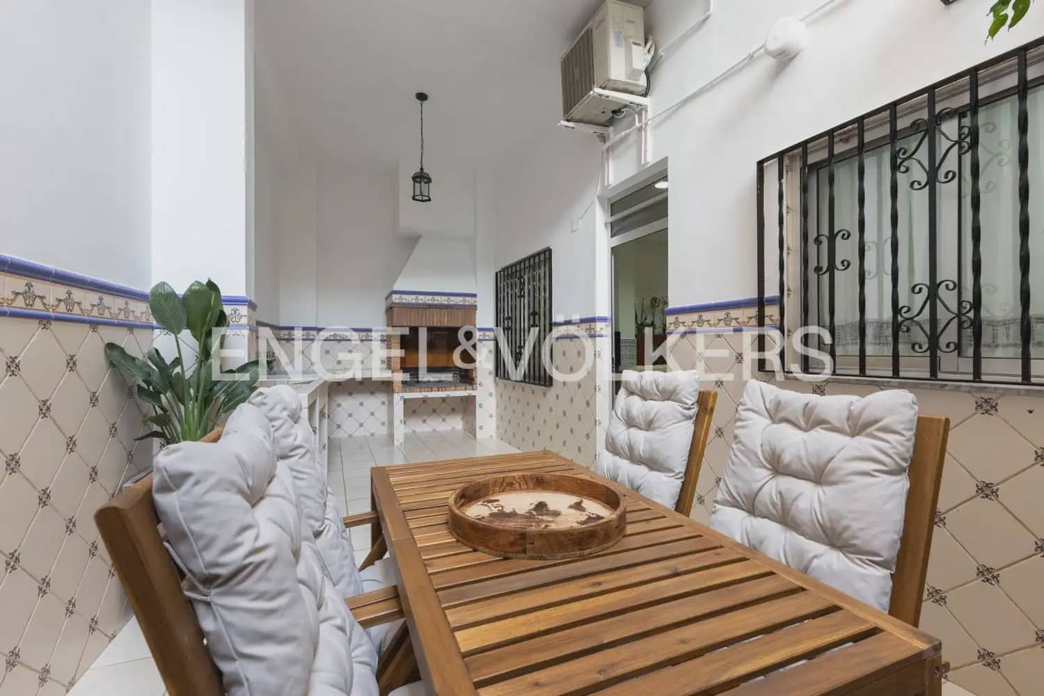 4 slaapkamer Rijtjeshuis te koop in Moncofa - € 600.000 (Ref: 10165514)