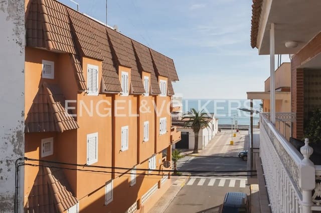 4 slaapkamer Rijtjeshuis te koop in Moncofa - € 600.000 (Ref: 10165514)