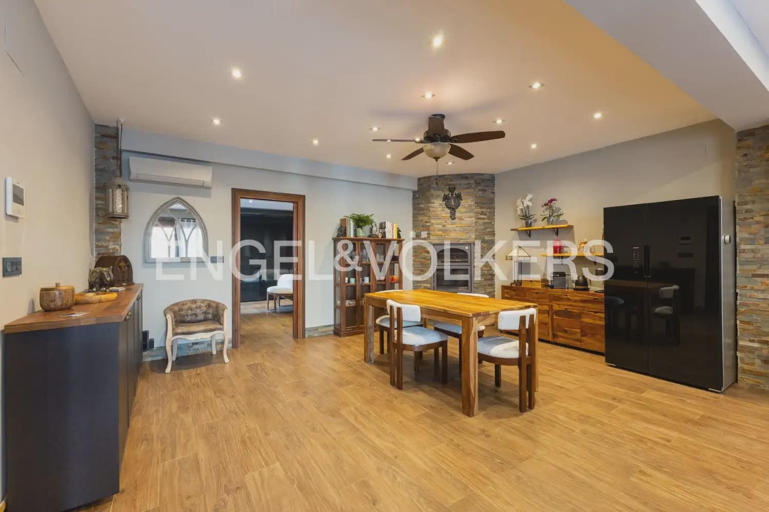 4 slaapkamer Rijtjeshuis te koop in Moncofa - € 600.000 (Ref: 10165514)