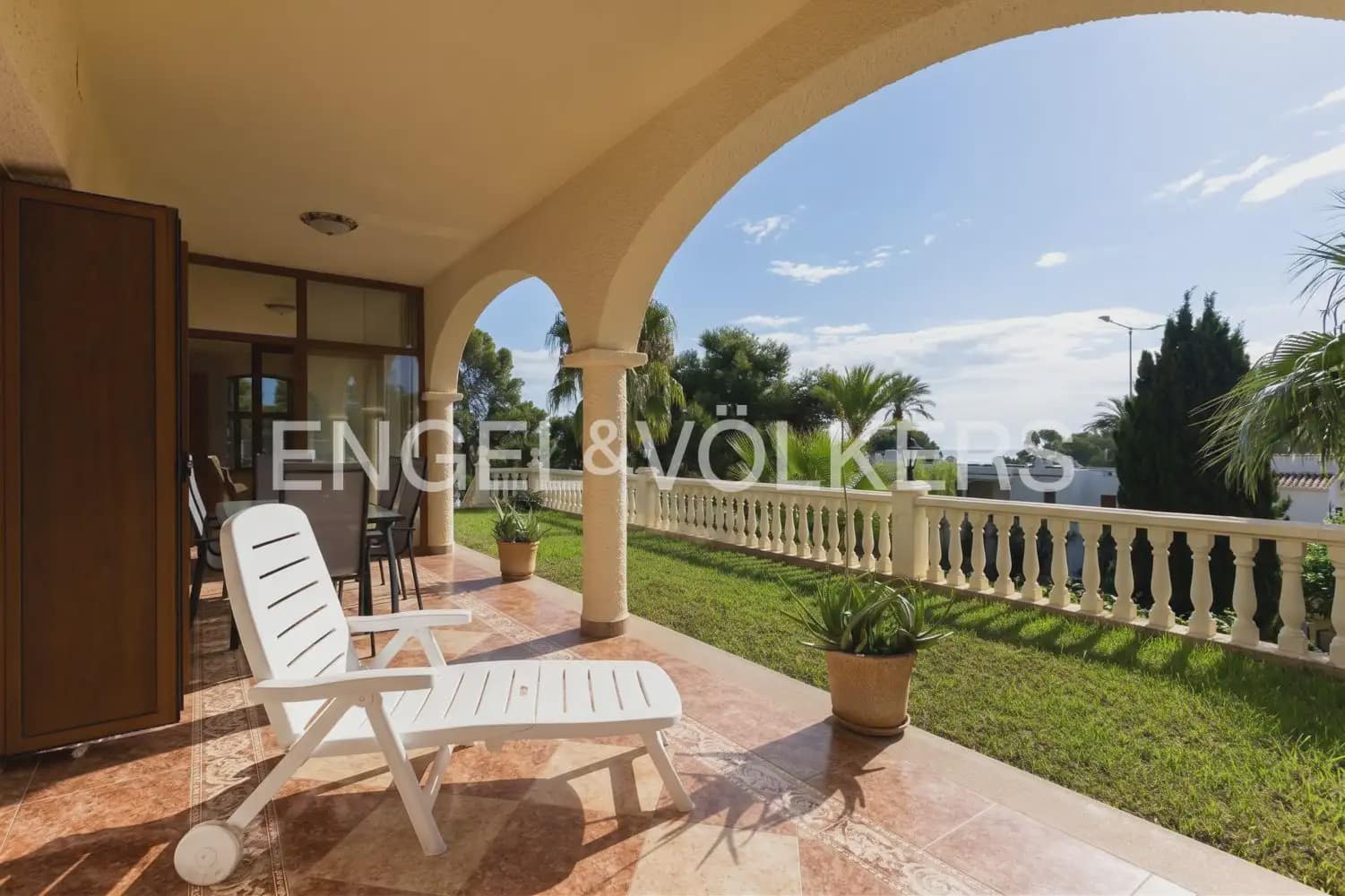 4 bedroom Villa for sale in Alcala de Xivert with pool garage - € 1,100,000 (Ref: 10165515)