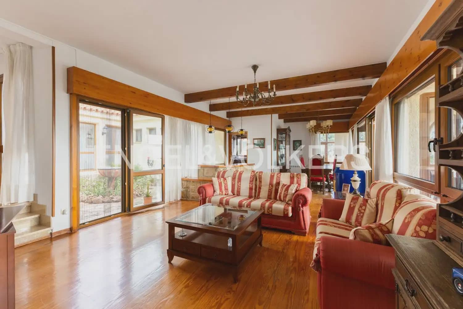 4 bedroom Villa for sale in Alcala de Xivert with pool garage - € 1,100,000 (Ref: 10165515)