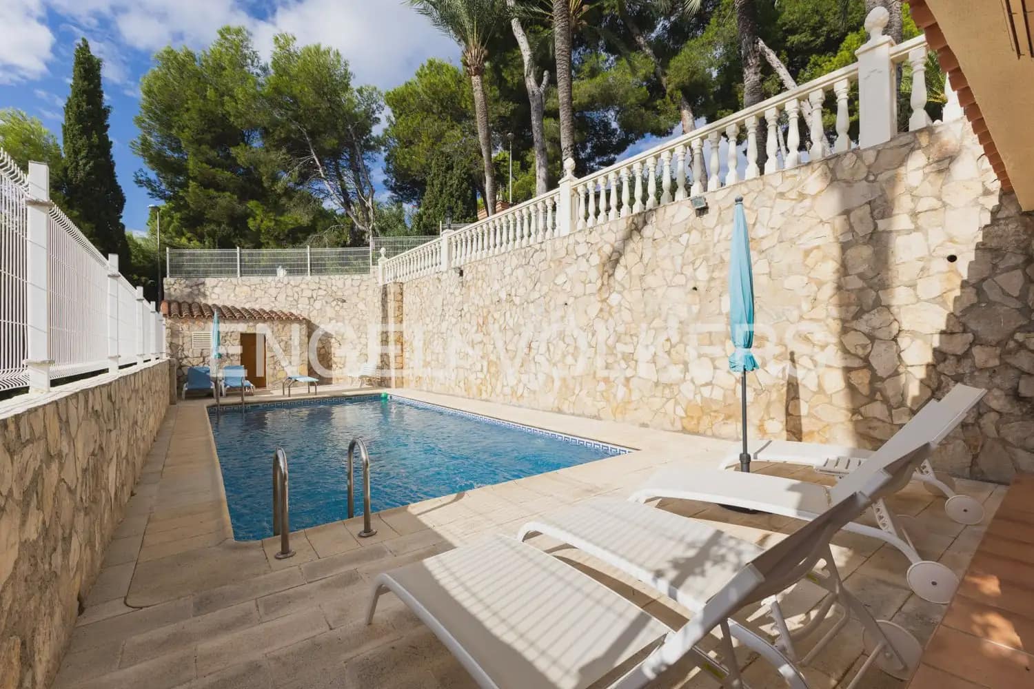 4 bedroom Villa for sale in Alcala de Xivert with pool garage - € 1,100,000 (Ref: 10165515)