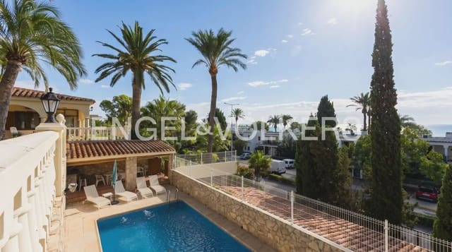4 soveværelse Villa til salg i Alcossebre, Alcalá de Xivert med swimmingpool garage - € 1.100.000 (Ref: 10165515)