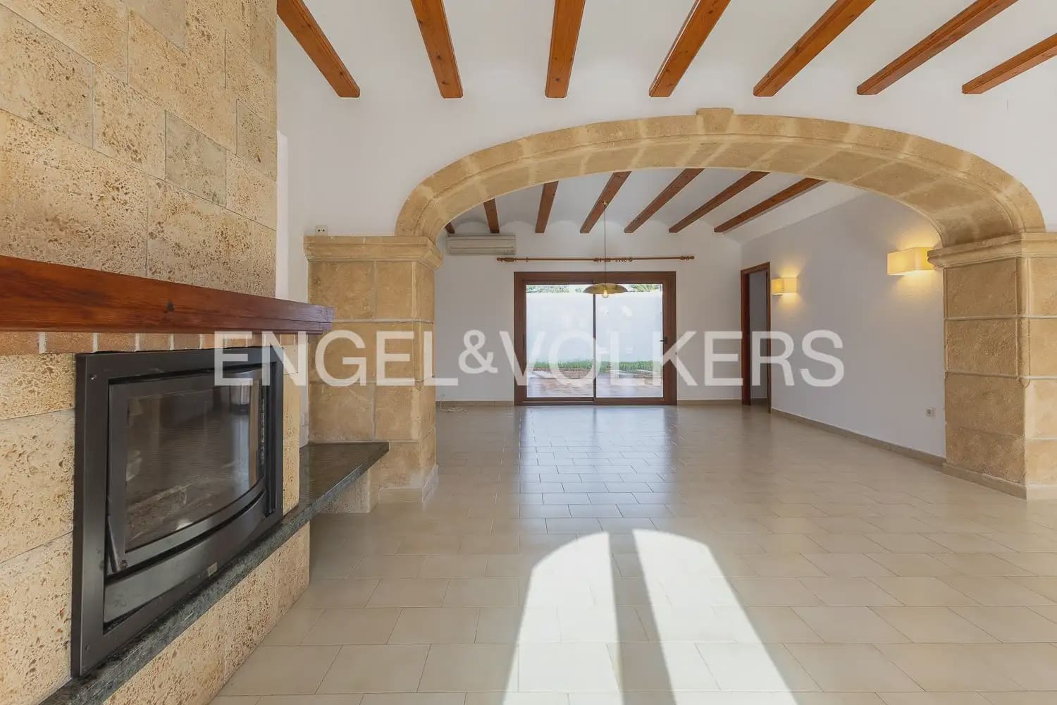 Villa/Maison de 6 chambres à louer à Pedreguer avec piscine garage - 3 700 € (Ref: 10165516)