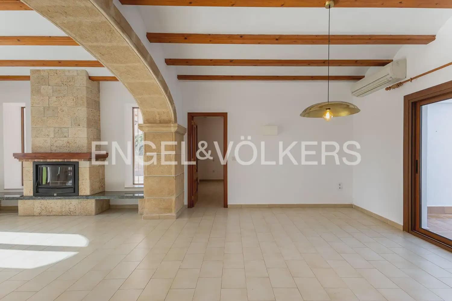 Villa/Maison de 6 chambres à louer à Pedreguer avec piscine garage - 3 700 € (Ref: 10165516)