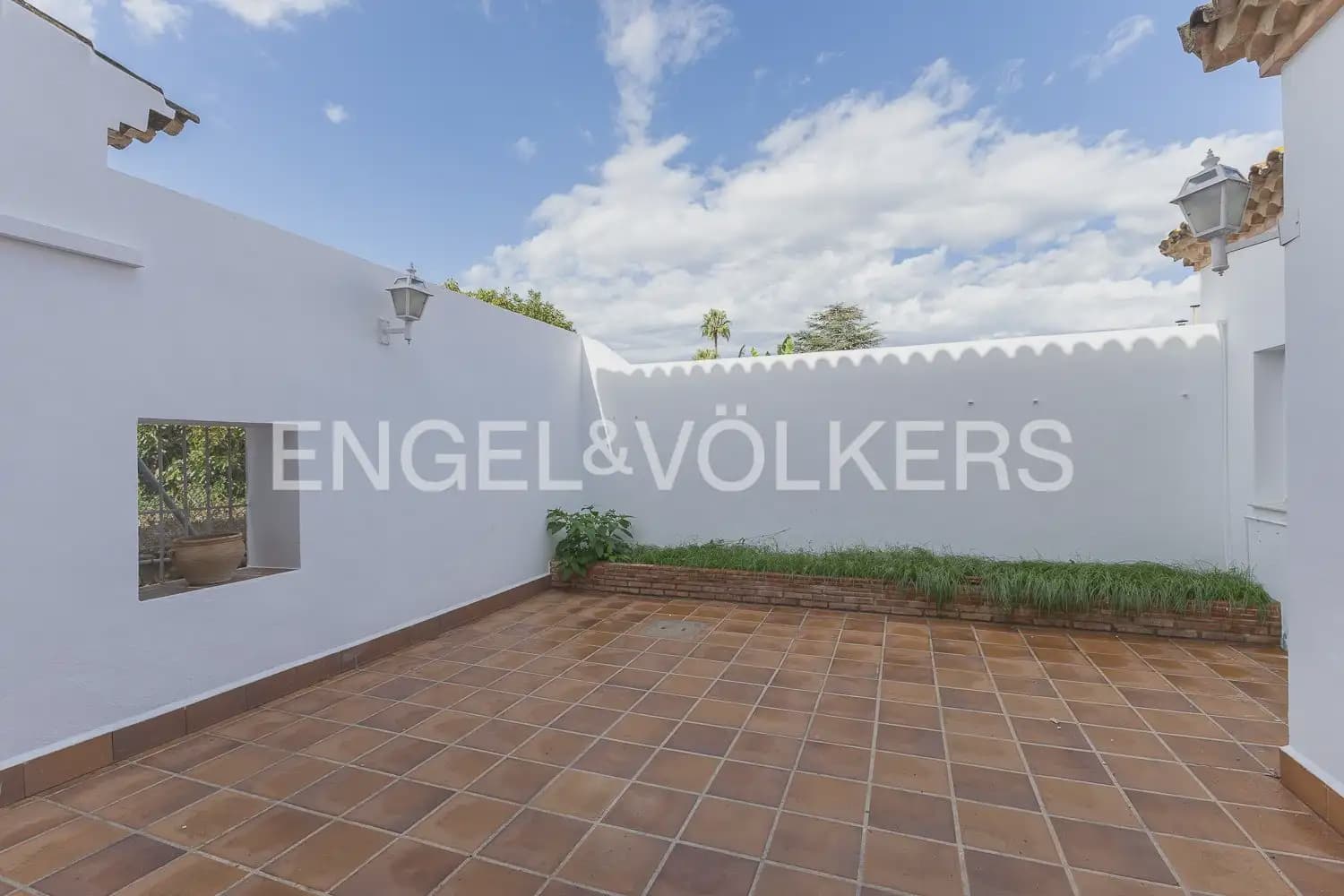 Villa/Maison de 6 chambres à louer à Pedreguer avec piscine garage - 3 700 € (Ref: 10165516)