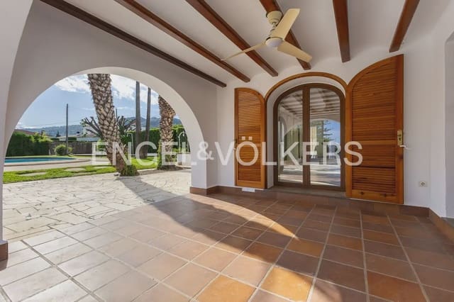 6 soveværelse Villa til leje i Pedreguer med swimmingpool garage - € 3.700 (Ref: 10165516)