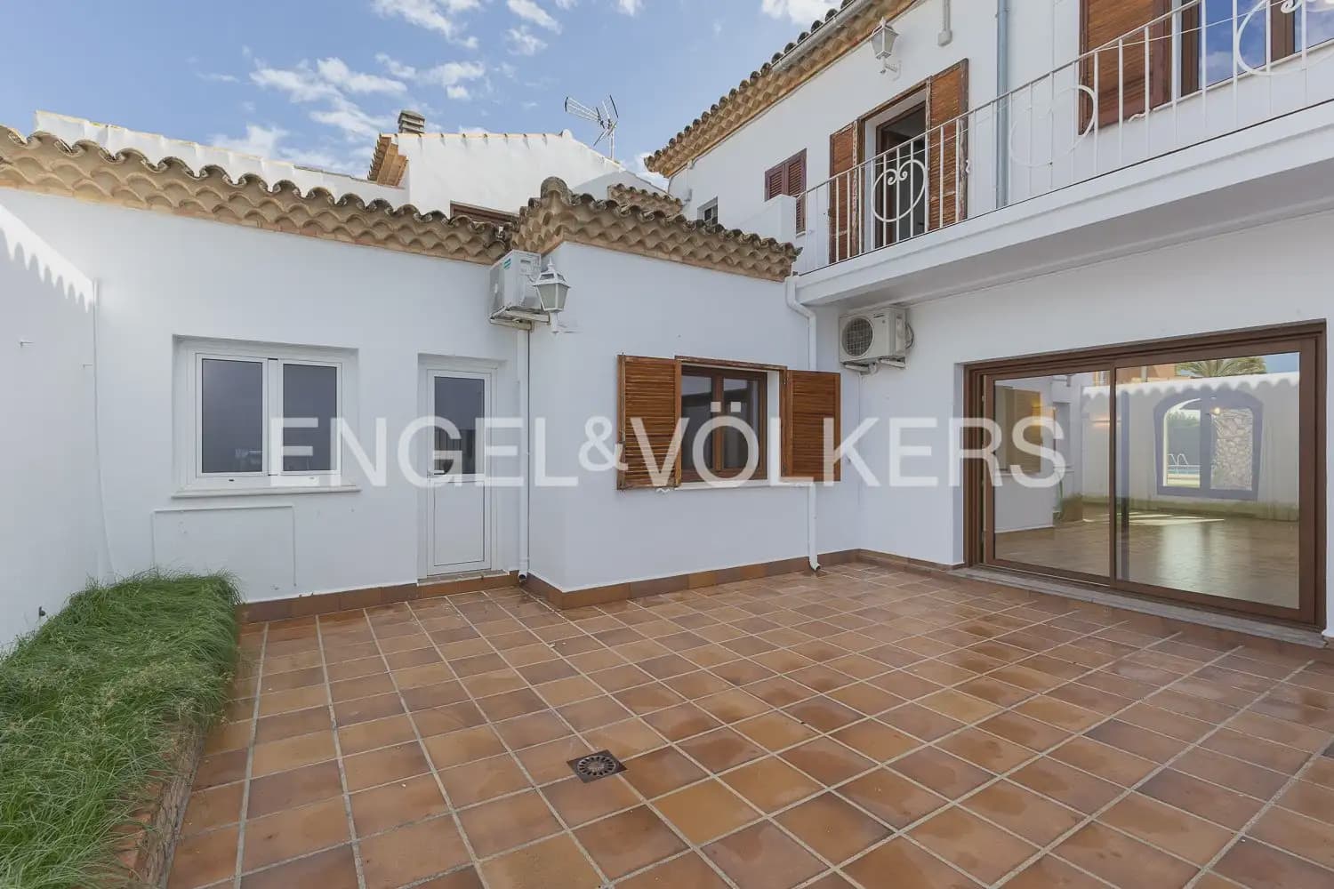 Villa/Maison de 6 chambres à louer à Pedreguer avec piscine garage - 3 700 € (Ref: 10165516)