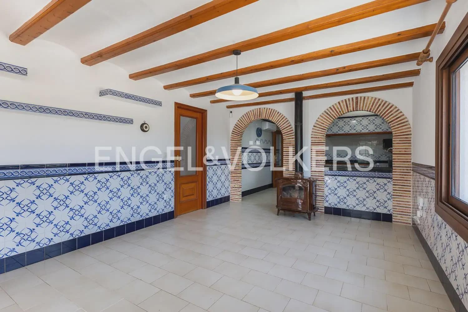 Villa/Maison de 6 chambres à louer à Pedreguer avec piscine garage - 3 700 € (Ref: 10165516)