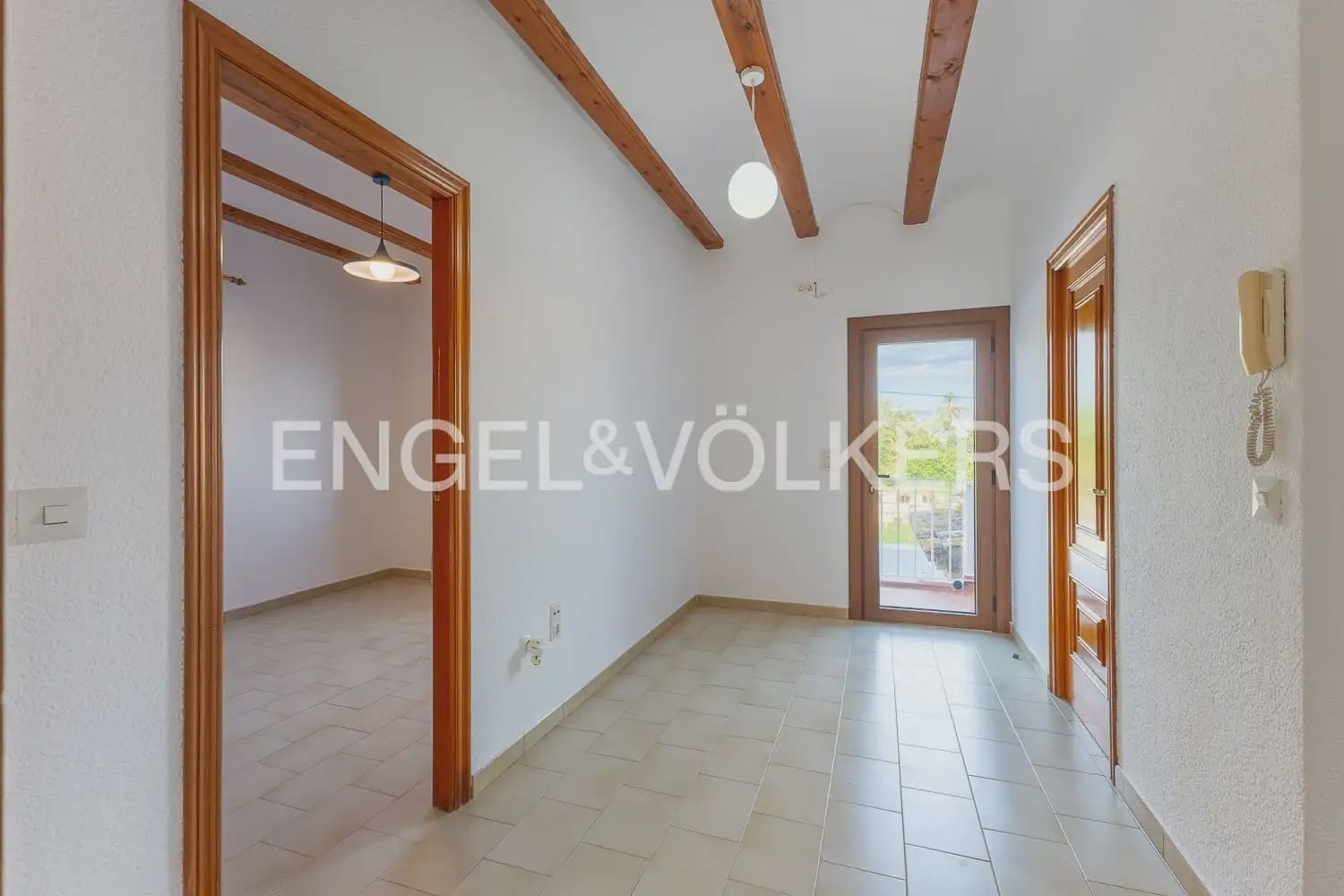Villa/Maison de 6 chambres à louer à Pedreguer avec piscine garage - 3 700 € (Ref: 10165516)