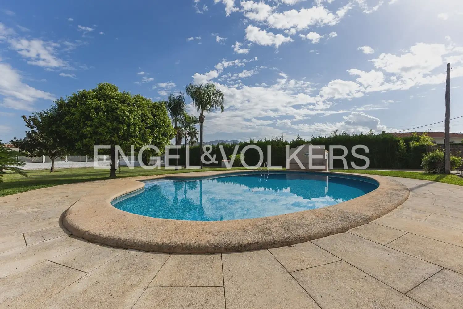 Villa/Maison de 6 chambres à louer à Pedreguer avec piscine garage - 3 700 € (Ref: 10165516)