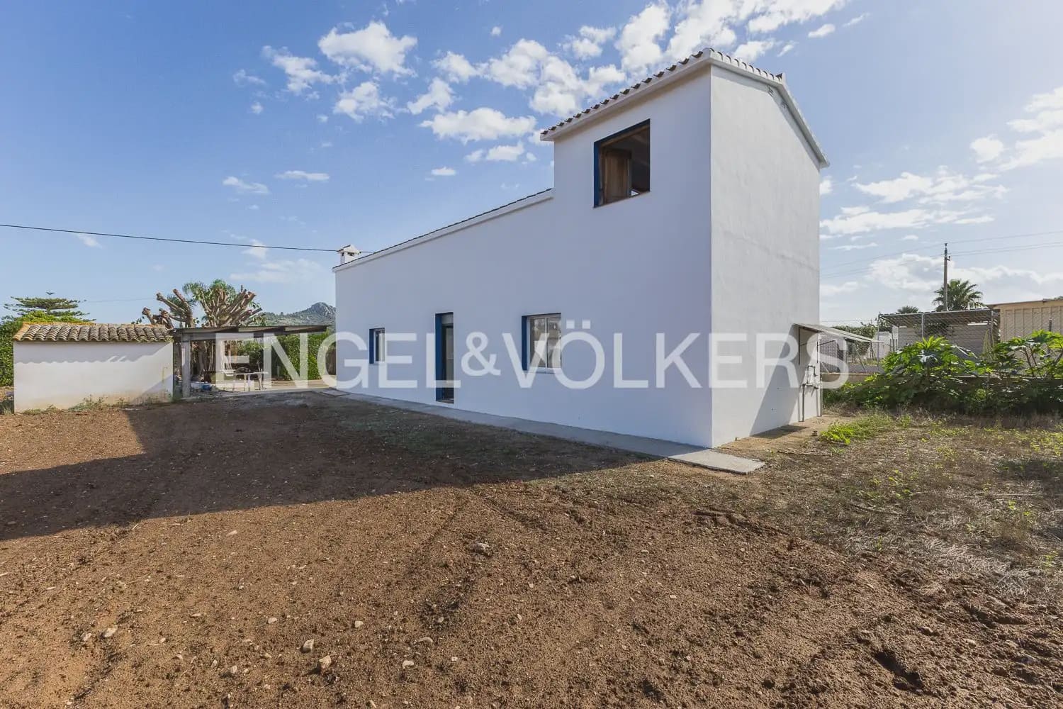 Villa/Maison de 6 chambres à louer à Pedreguer avec piscine garage - 3 700 € (Ref: 10165516)